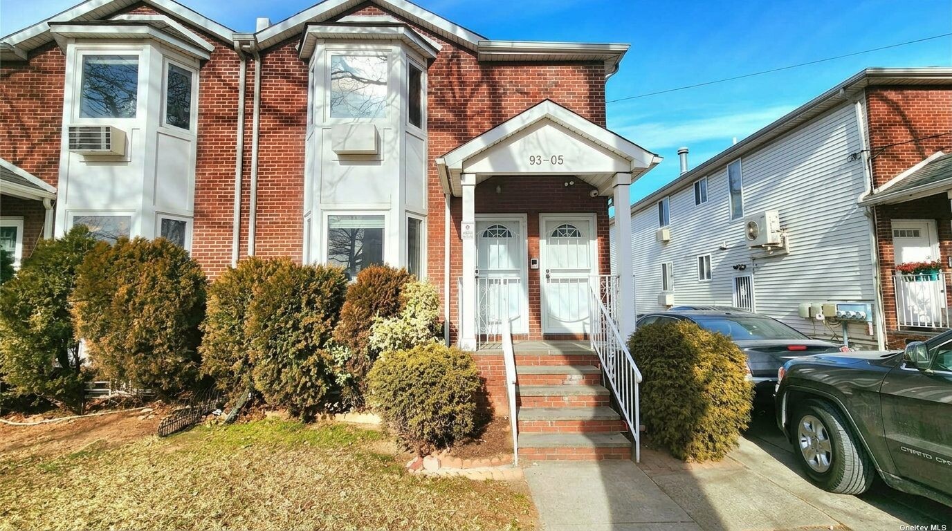 Queens Real Estate Agent | Agatha Lubas, Homes by Agatha 64 Queens, NY home search — Homes by Agatha