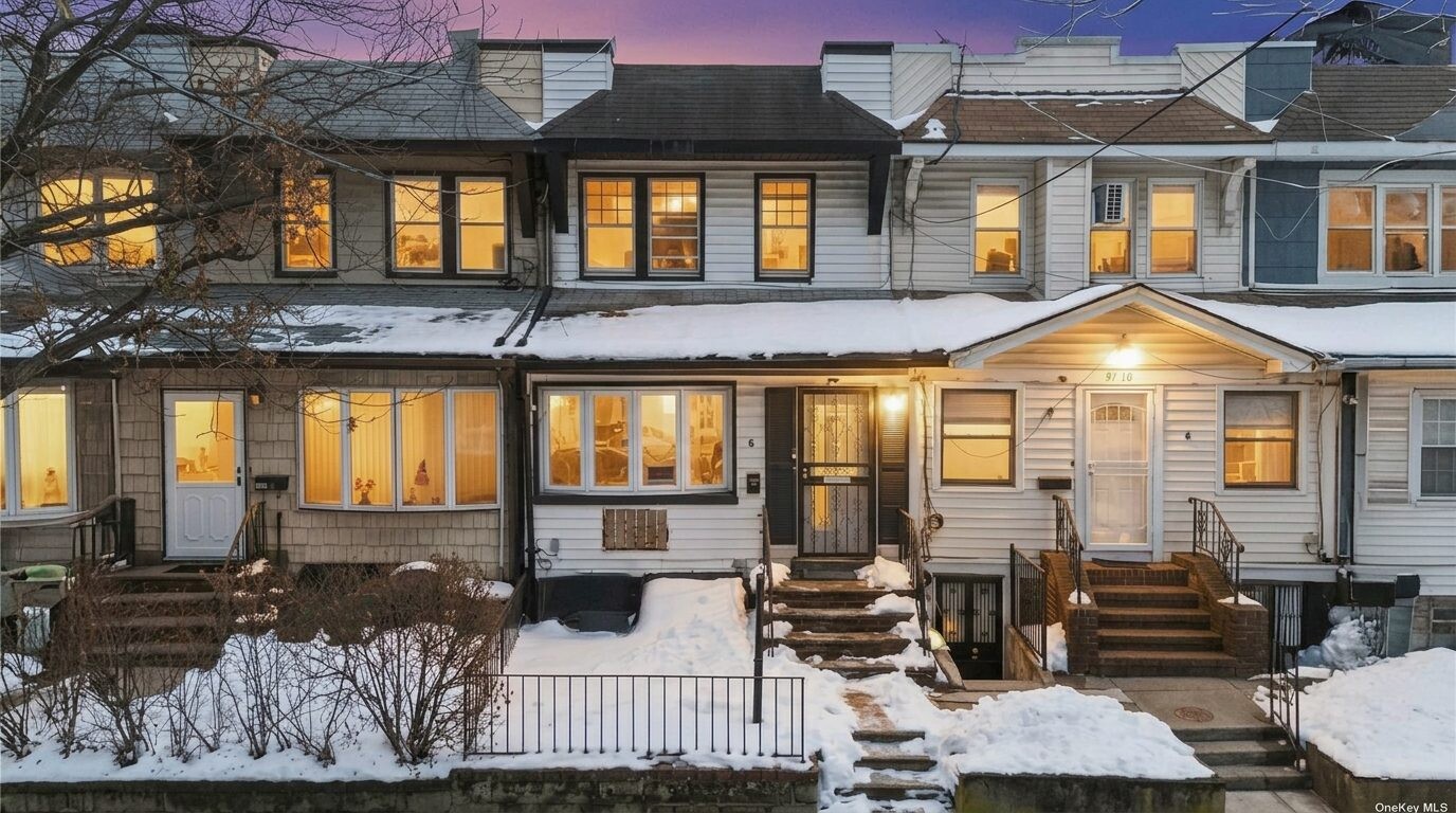 Queens Real Estate Agent | Agatha Lubas, Homes by Agatha 63 Real estate in Queens, NY — Homes by Agatha
