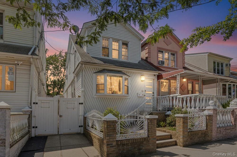 Queens Real Estate Agent | Agatha Lubas, Homes by Agatha 43 House for sale in Queens, NY — Homes by Agatha