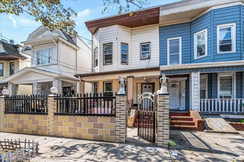 Queens Real Estate Agent | Agatha Lubas, Homes by Agatha 47 Home for sale in Queens, NY — Homes by Agatha