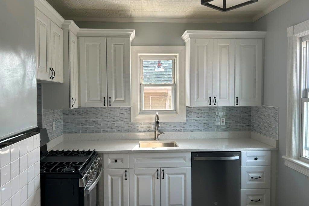 Apartment rental in Richmond Hill, Queens — 121-07 97th Avenue #2 kitchen | Queens NY apartments for rent | Homes by Agatha