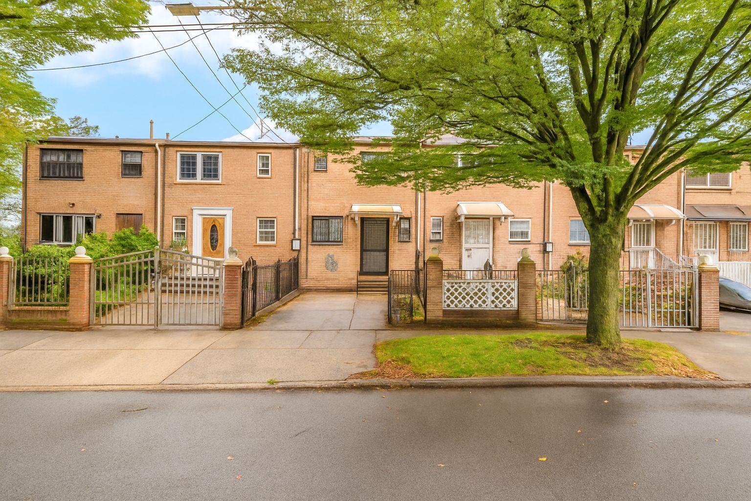 Brooklyn, NY 11212 real estate sold — 563 Powell Street | homes sold Brownsville Brooklyn | Homes by Agatha realtor