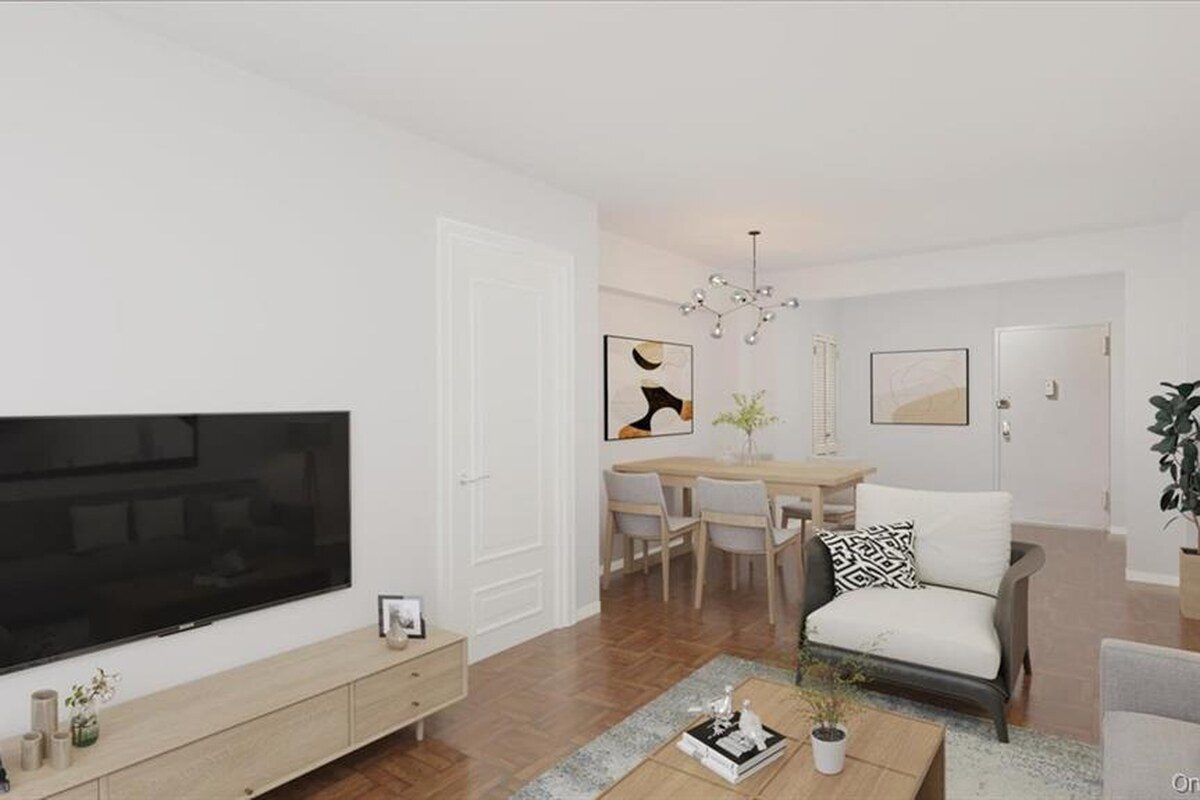 Co-op for sale in Forest Hills, Queens NY — 107-40 Queens Boulevard #7G | homes for sale Forest Hills Queens | Agatha Lubas, Homes by Agatha realtor