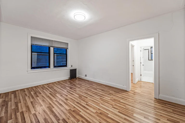 Co-ops sold in Queens, New York — 61-40 Saunders Street #A11 | recently sold Rego Park apartments | Homes by Agatha