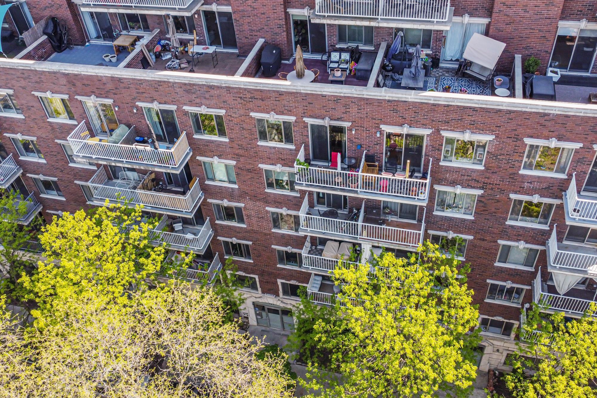 Recently sold condos in Brooklyn, NY — 197 Spencer Street #8B | Brooklyn real estate sold | Agatha Lubas, Homes by Agatha