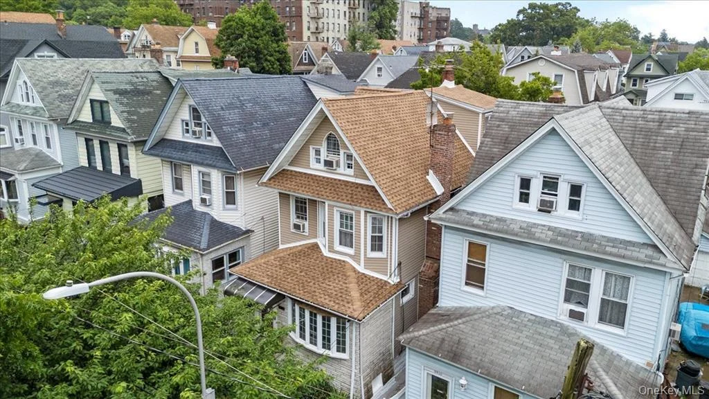 Single-family home sold in Richmond Hill NY 11418 — 84-31 107th Street