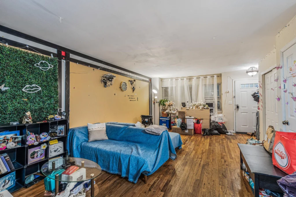 Investment property sold in Woodhaven NY — 93-03 90th Avenue bedroom