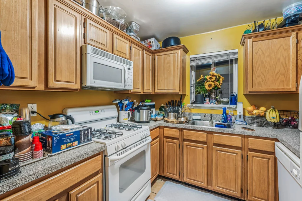 Woodhaven NY home sale — 93-03 90th Avenue basement