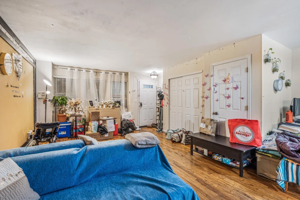Woodhaven Queens real estate agent sale — 93-03 90th Avenue bathroom